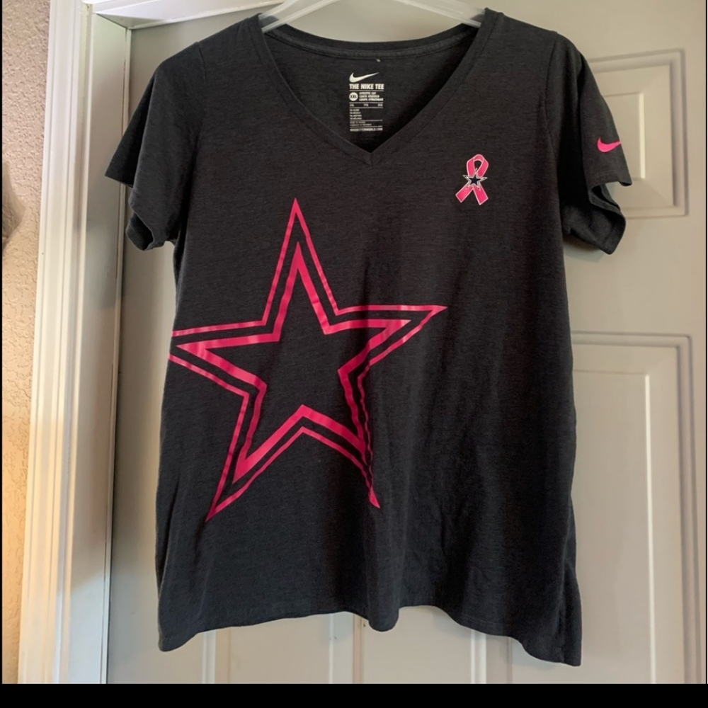 Dallas Cowboys Nike Womens BCA V-Neck Tee.